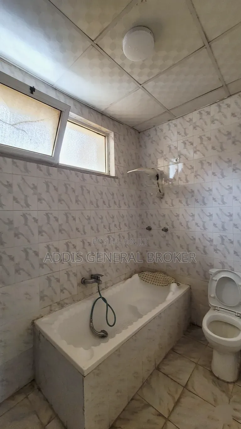 4bdrm House in Bulbula, Bole for sale