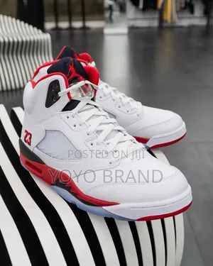 Nike Air Jordan 5 Retro " Fire Red Black Tongue "Unisex Fashion Boots