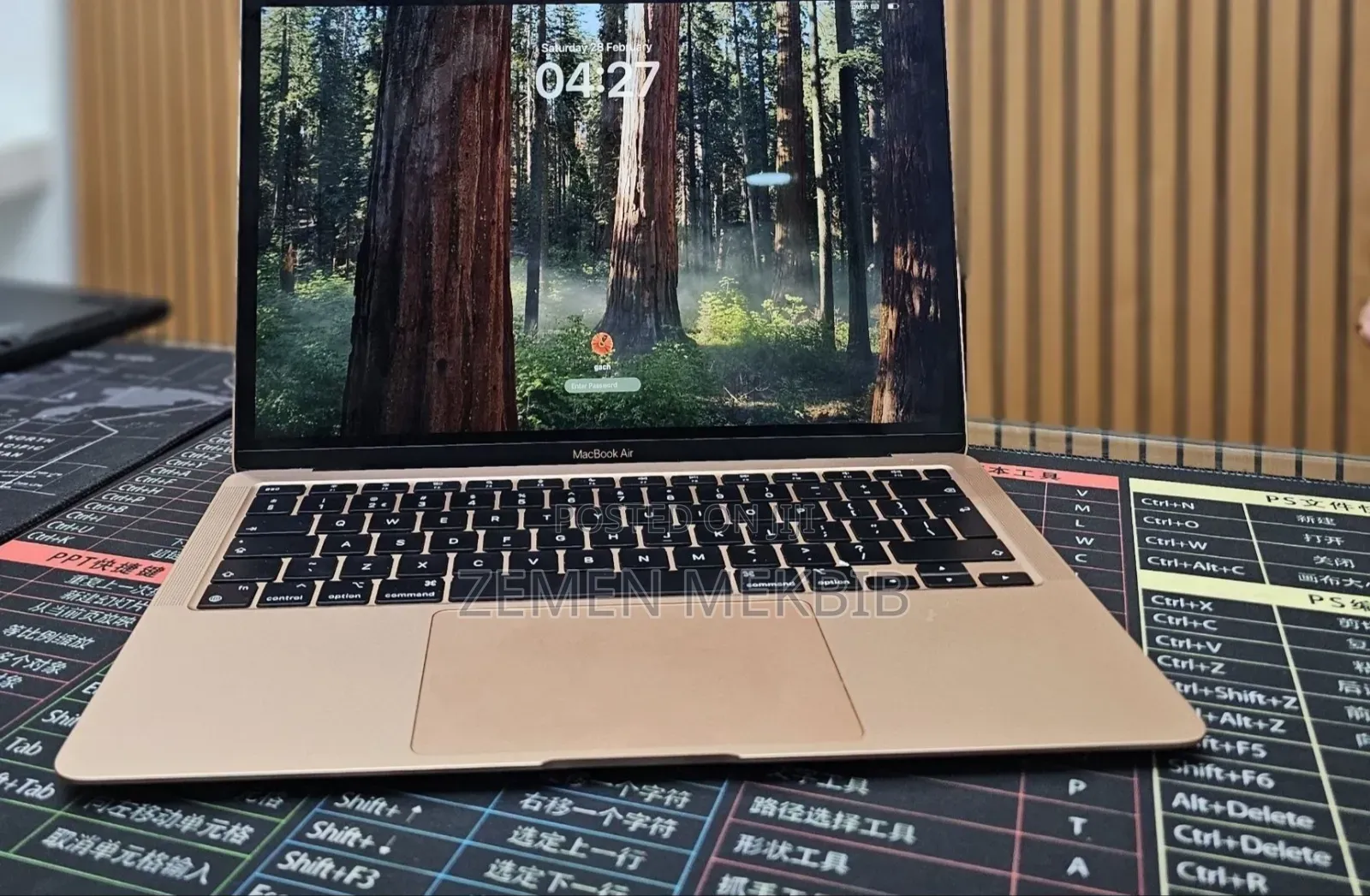 New Laptop Apple MacBook Air 2020 M1 8GB SSD 256GB