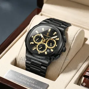 Poedagar Chronograph Wristwatch With a Black Stainless Steel Strap