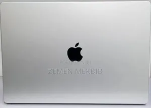 New Laptop Apple MacBook Air 2024 M3 13-inch 32GB Apple M3 SSD 512GB
