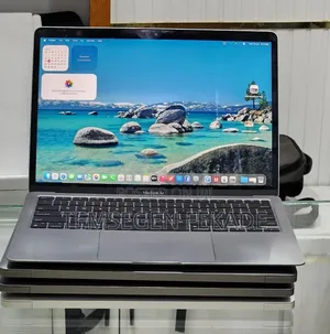 New Laptop Apple MacBook 2006 8GB Apple M1 SSD 256GB