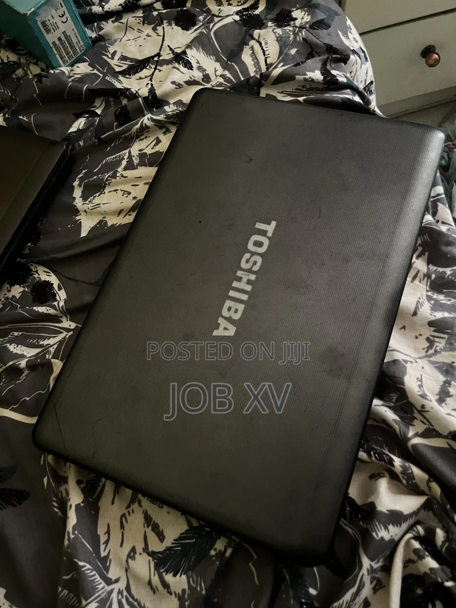 Laptop Toshiba Satellite C665 4GB Intel Core i5 HDD 128GB