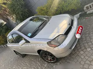 Toyota Platz 1.0 FWD 2001 Silver