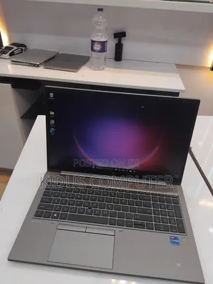 New Laptop HP ZBook Power G7 16GB Intel Core i7 SSD 512GB