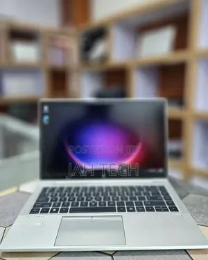 New Laptop HP EliteBook 845 G8 16GB AMD Ryzen 5 SSD 512GB