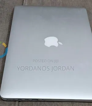 New Laptop Apple MacBook Pro 2015 8GB Intel Core i5 SSD 128GB