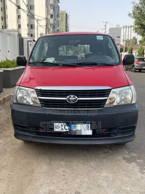 Toyota HiAce 2011 Red