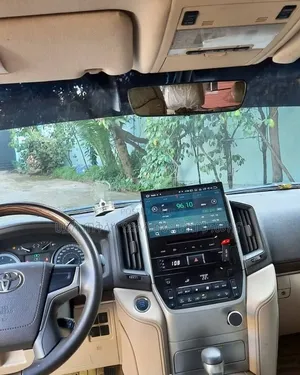 Toyota Land Cruiser 2021 Maroon