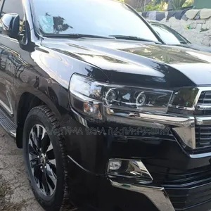 Toyota Land Cruiser 2021 Maroon