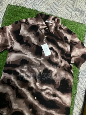 Stylish Zara Men's Short-Sleeve Shirt