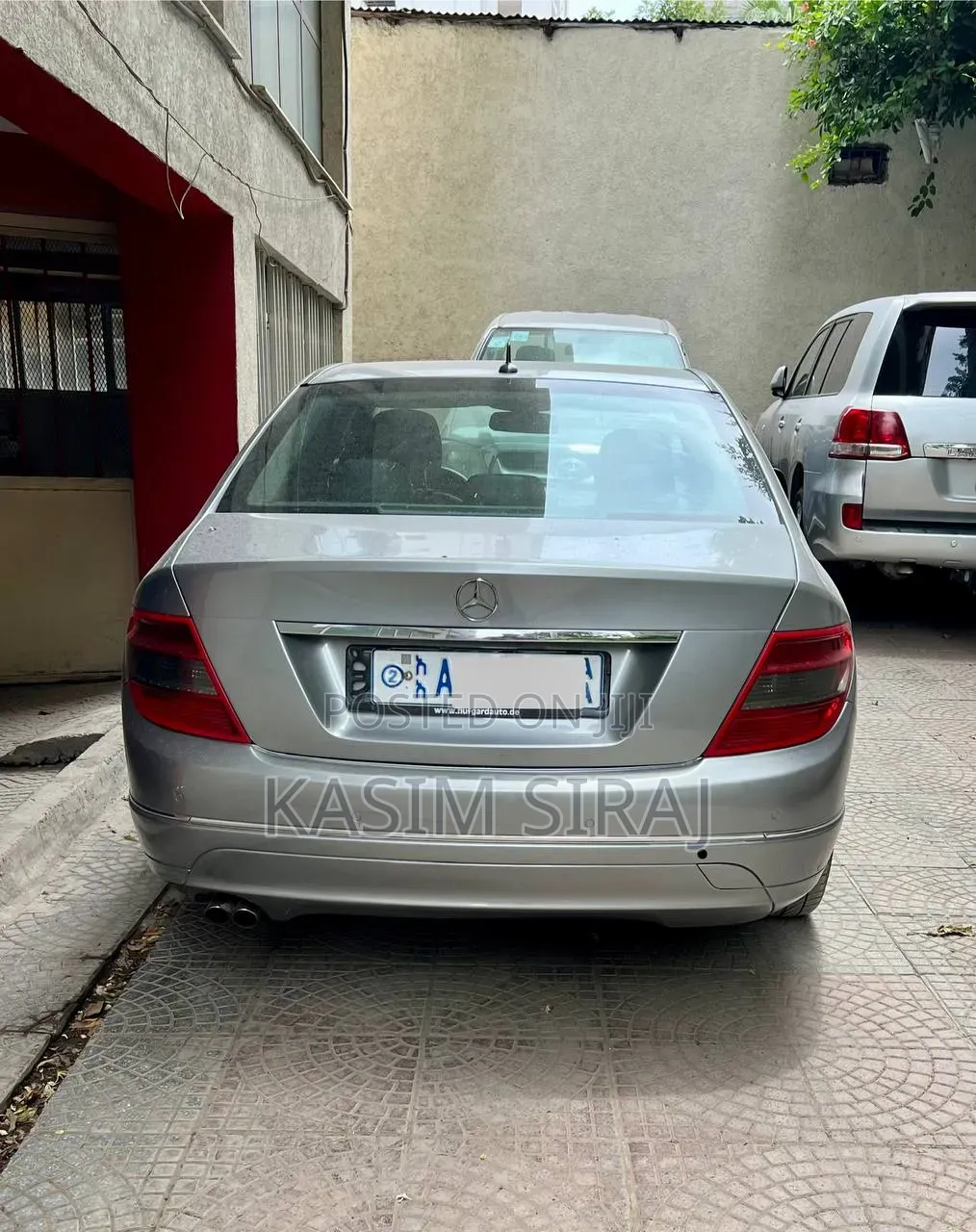 Mercedes-Benz C180 2010 Blue