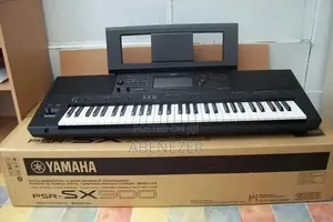 Yamaha PSR Sx900 Keyboard Piano