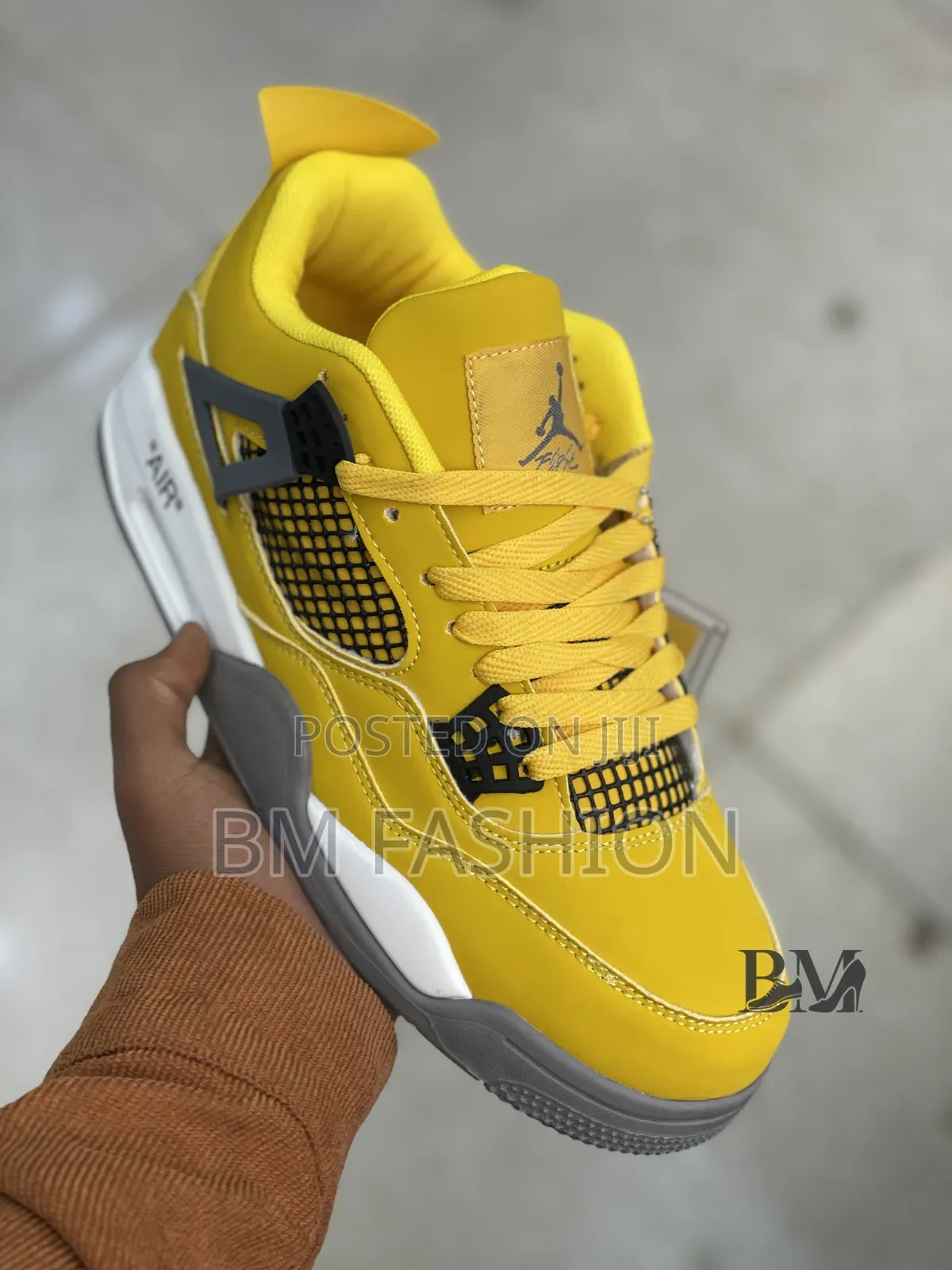 Air Jordan 4 Retro (The Ultimate Yellow Aj4)