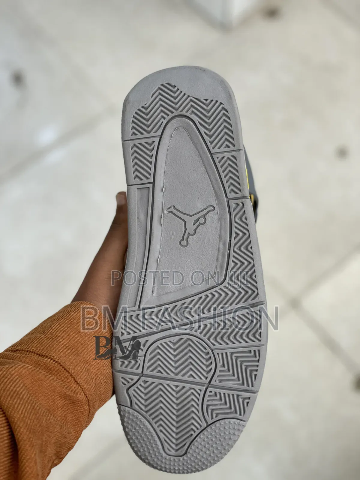 Air Jordan 4 Retro (The Ultimate Yellow Aj4)