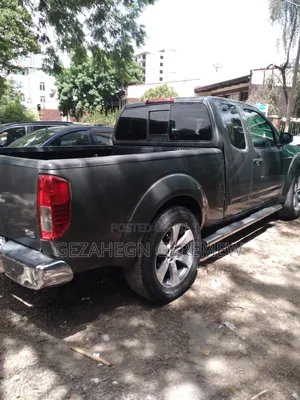 Nissan Frontier 2006 Gray