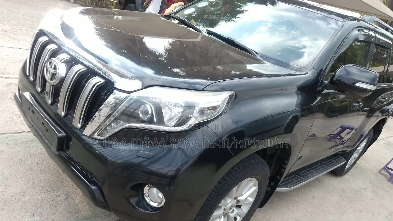 Toyota Land Cruiser Prado 2012 Matt Black