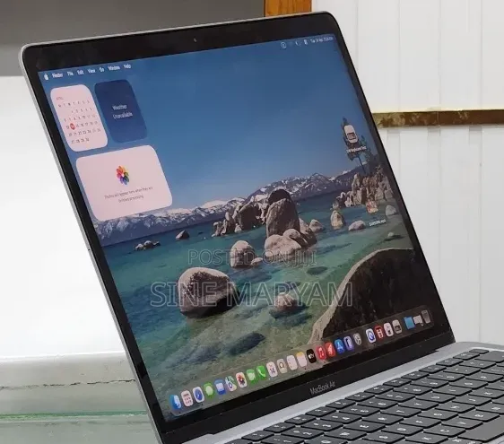 New Laptop Apple MacBook Air 2020 M1 8GB Apple M1 SSD 256GB