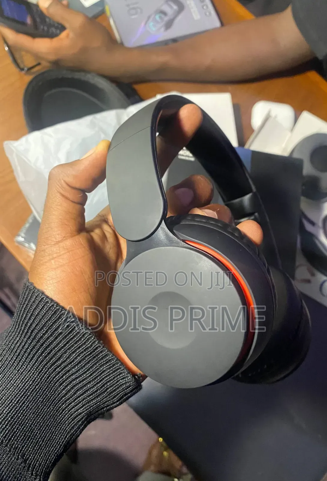 Solo Pro Wireless Active Noise Cancelling ( Anc )Headphones