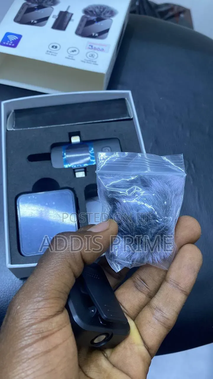 F11-2 Microphone Dual Wireless Mic for Phone Camera Vlog Interview