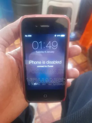 Apple iPhone 4s 16 GB Black