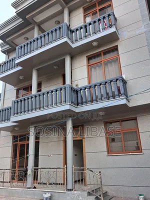 12bdrm House in Bole for sale
