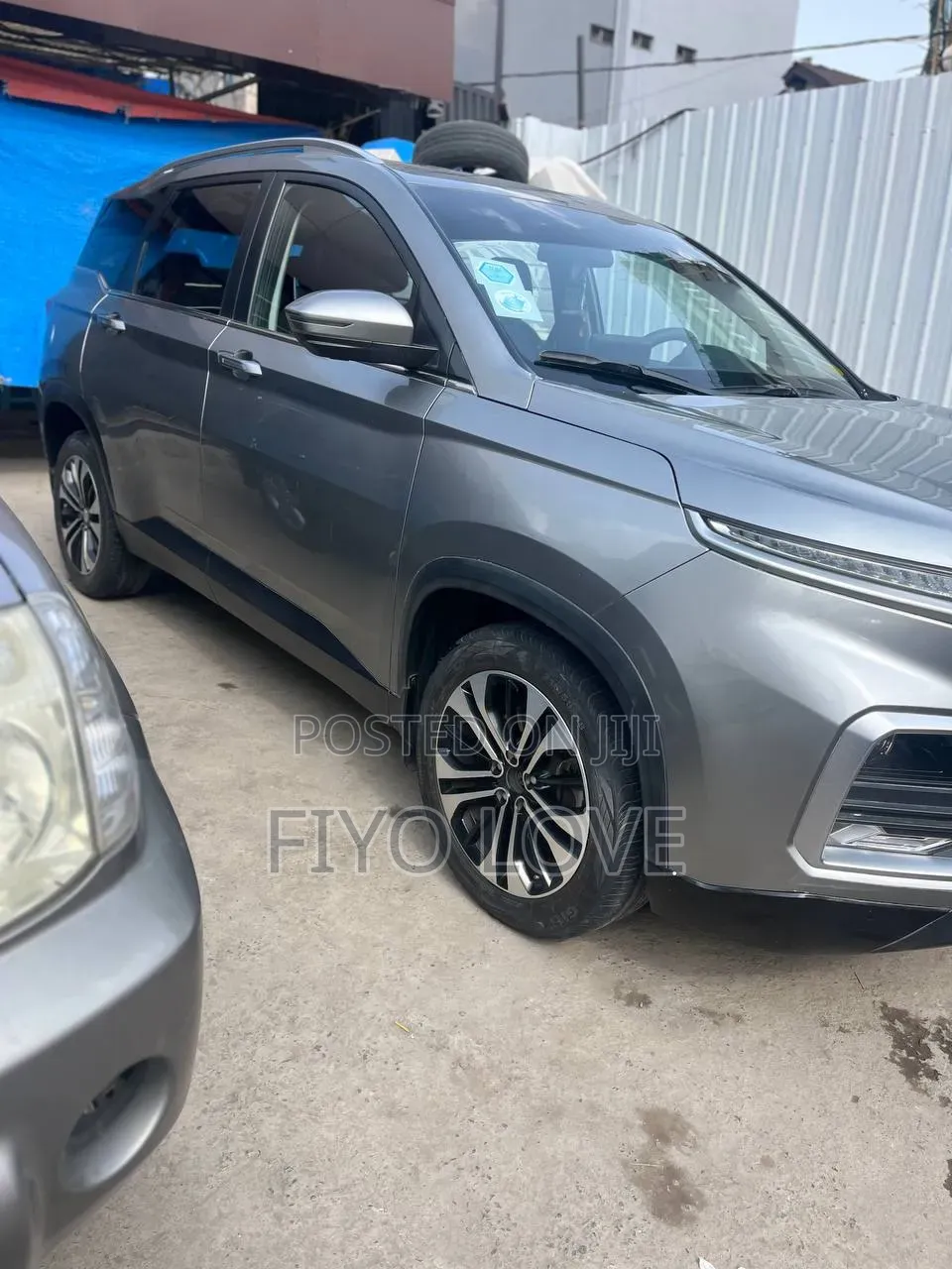 Chevrolet Captiva 2021 Gray