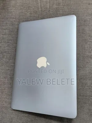 New Laptop Apple MacBook Pro 2015 8GB Intel Core i7 SSD 256GB