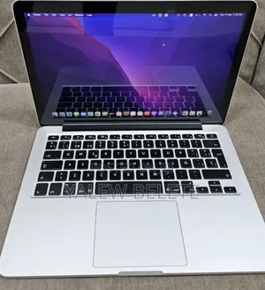 New Laptop Apple MacBook Pro 2015 8GB Intel Core i7 SSD 256GB