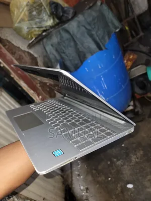 Laptop HP Pavilion 15 8GB Intel SSD 256GB