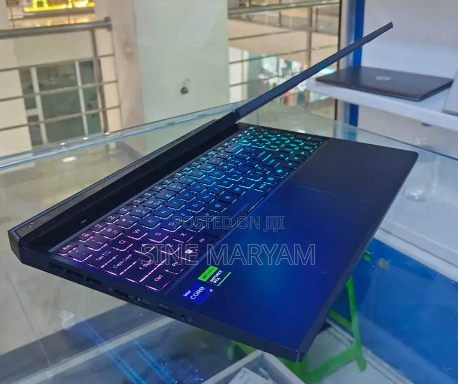 New Laptop Acer Predator Helios Neo 16 16GB Intel Core i9 SSD 1T