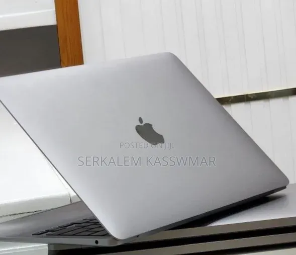 New Laptop Apple MacBook Air 2020 M1 8GB Apple M1 SSD 256GB