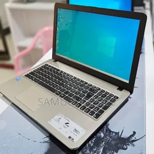 Laptop Asus X540LA 4GB Intel Celeron HDD 1T