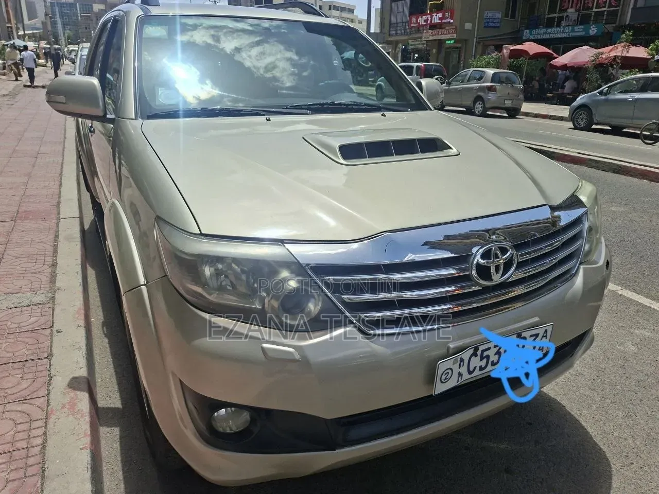 Toyota Fortuner 2012 Beige