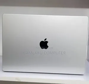 New Laptop Apple MacBook Air 2024 M3 15-inch 24GB Apple M3 SSD 512GB