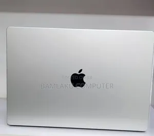 New Laptop Apple MacBook Air 2024 M3 15-inch 24GB Apple M3 SSD 512GB