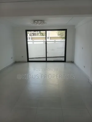 7bdrm Townhouse / Terrace in Lebu Medhaniyaleme, Nifas Silk-Lafto