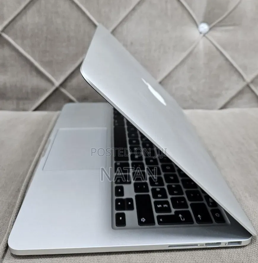 New Laptop Apple MacBook Pro 2015 8GB Intel Core i5 SSD 128GB