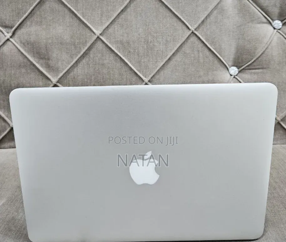 New Laptop Apple MacBook Pro 2015 8GB Intel Core i5 SSD 128GB