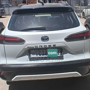Toyota Corolla Cross 2022 White