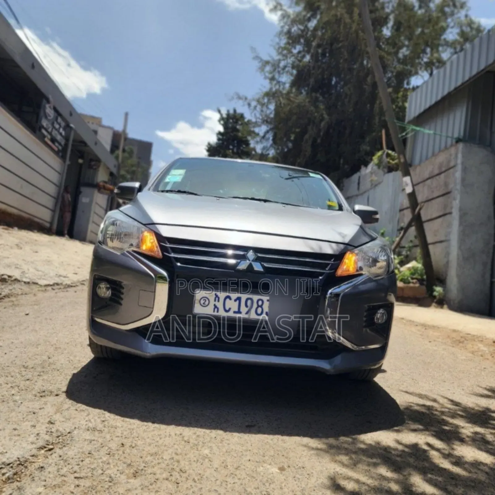 Mitsubishi Attrage 2022 Gray