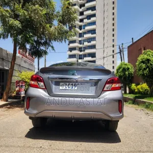 Mitsubishi Attrage 2022 Gray