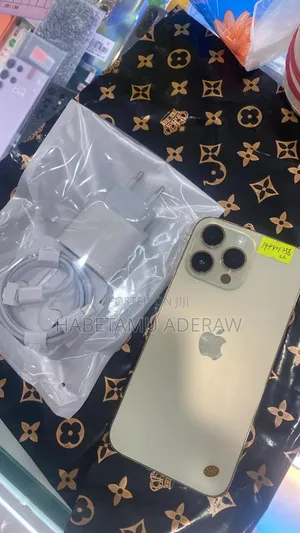 Apple iPhone 14 Pro Max 256 GB Gold