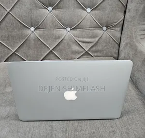 New Laptop Apple MacBook 2015 8GB Intel Core i7 SSD 512GB