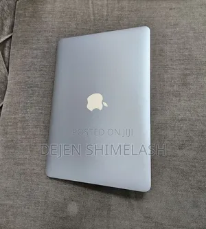 New Laptop Apple MacBook 2015 8GB Intel Core i7 SSD 512GB