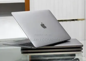 New Laptop Apple MacBook Air 2020 M1 8GB Apple M1 SSD 256GB