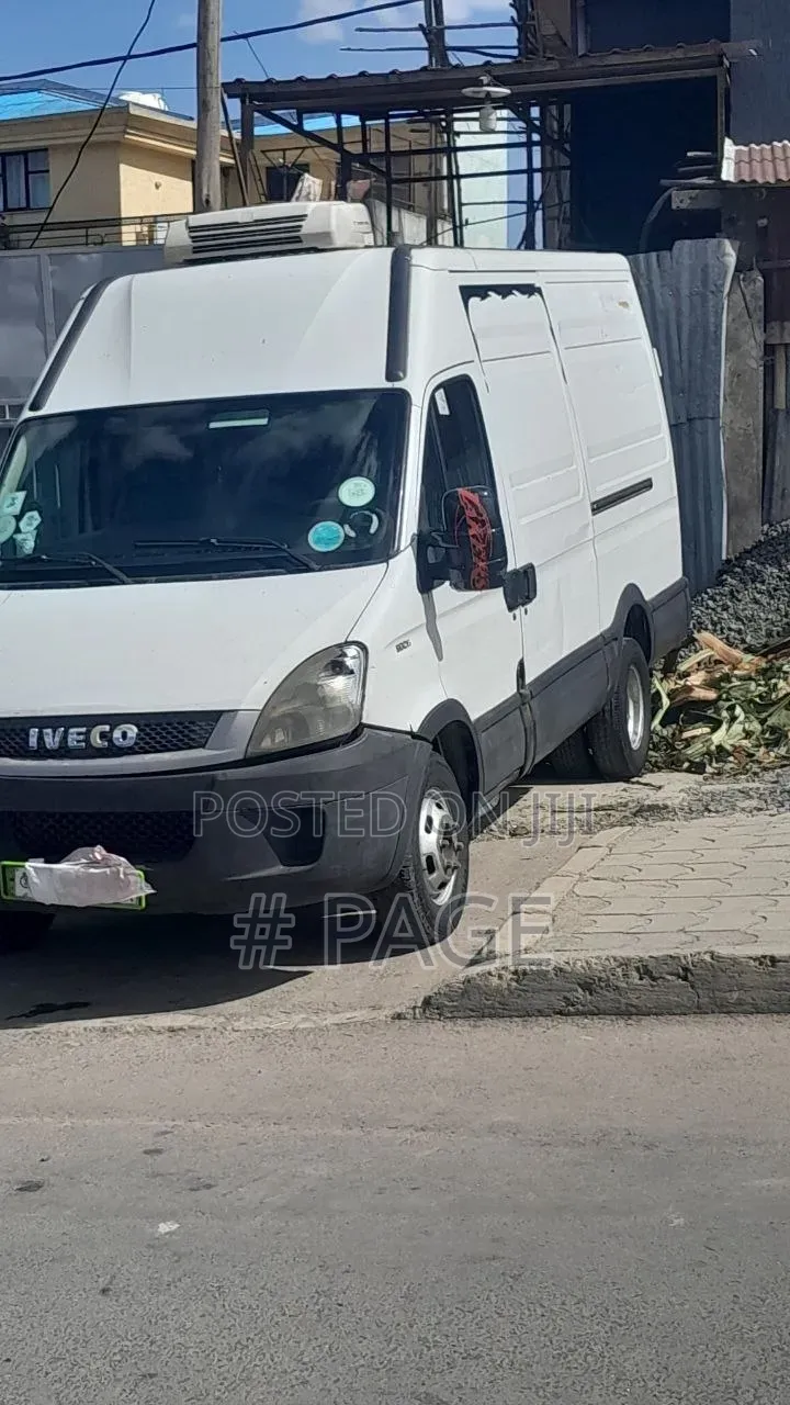 Iveco EuroRider 2012 White