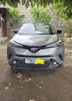 Toyota C-HR 2017 Silver