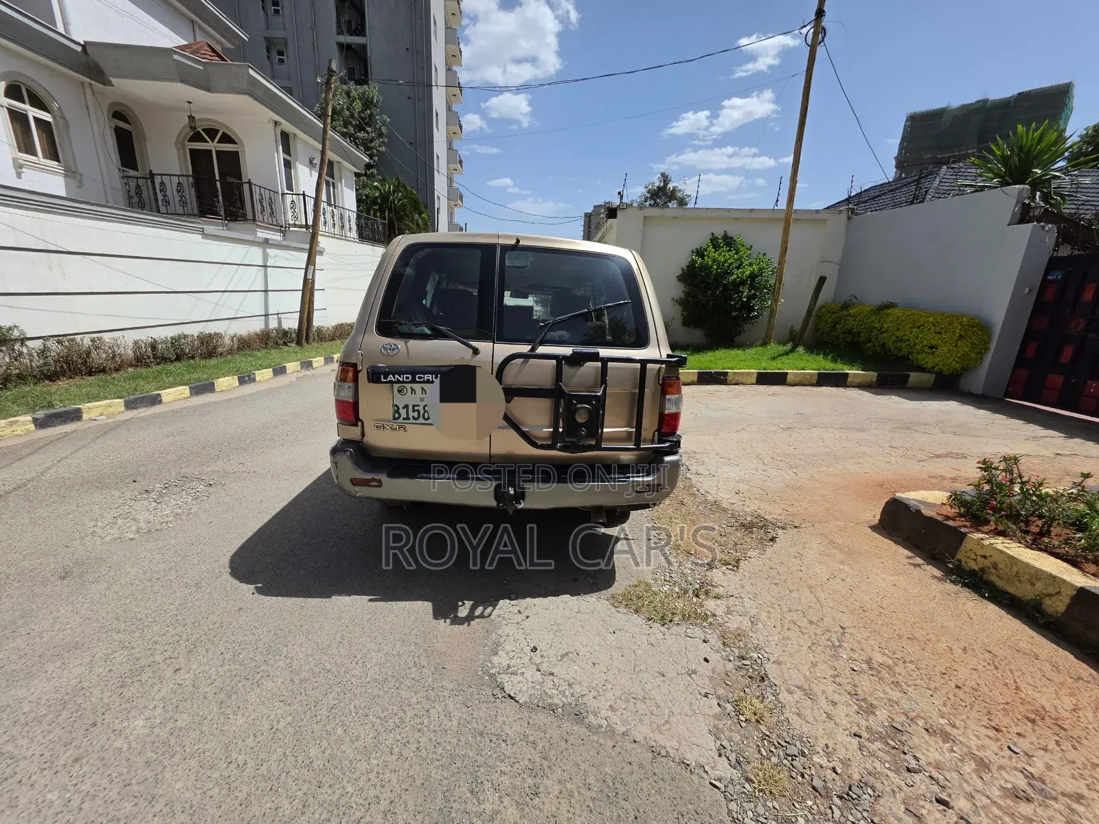 Toyota Land Cruiser 2004 Gold