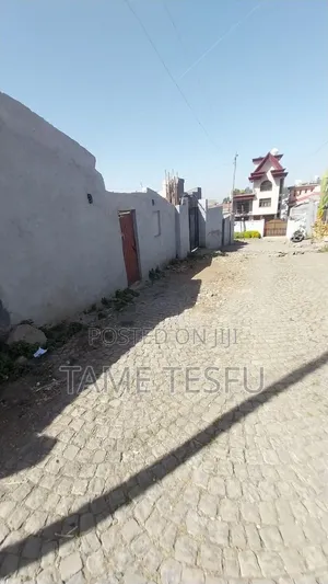 1bdrm House in 02ኮቶቤ, Yeka for sale